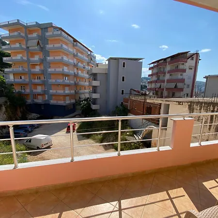 Bellas 2 * Sarandë